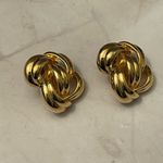 Vintage Gold Tone Double Loop Contemporary Clip Earring Photo 3