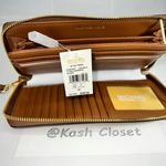 Michael Kors  Luggage Travel Continental Wristlet Large Wallet Photo 7
