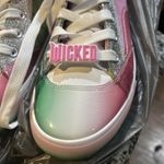 WICKED Top Sneaker Pink Green Women's Sz8.5 ELPHABA GLINDA Size 8.5 Photo 2
