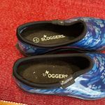 Sloggers  Slip on Rain Gardening Shoes Paw Print Design woman’s size 6 Blue USA Photo 2