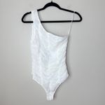 Le lis NEW NWT  Anthropologie‎ One-Shoulder Ruched Bodysuit Medium White Mesh Photo 2