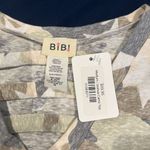 Bibi women's M Camouflage and stars cut out v neck t shirt NWT Size M Photo 5