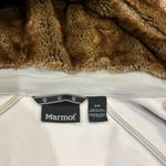 Marmot  Women's Cream Ski Jacket with Faux Fur Trim Photo 7
