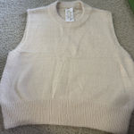 Boutique Sweater vest  Photo 0