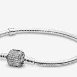 Pandora moments sparkling pavé classic Elegant Silver Bracelet for charms Photo 0