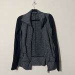 Lululemon jacket size 4, silver hardware, retired style, grey/black Photo 5