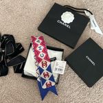 Chanel silk slim bandeau Photo 0