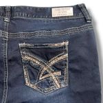 Amethyst Jeans Womens Capri Pants Denim Blue Jeans Dark Wash Embroidered Size 16 Photo 6