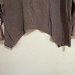 HOMAGE Brown V Photo 2