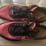 Nike  Waffle Women’s Shoes Photo 0