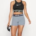 Nike  pro training sleeveless top tank top workout fitness Women's size small Photo 1