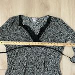 Vot.1 Black White Print Lace Trim V Photo 2