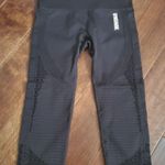 Gymshark crop leggings size xs fits kids 12-14 in black Photo 0