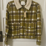 Active USA Olive Plaid Jacket with Cream Collar Photo 0