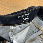 American Eagle Size 4 hi-rise jegging crop Photo 7