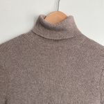 EXPRESS |Tan Ribbed Knit Short Sleeve Turtleneck sz M Photo 1