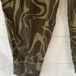 Game athletic camo leggings size medium NWT Green Photo 5