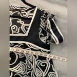 Violet+Claire NWT  Size M Black White Paisley Satin Tie Back Pullover Blouse Photo 8