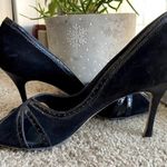Manolo Blahnik Black Suede Perforated Leather Trim Peep Toe Heels Pumps 9 Photo 3