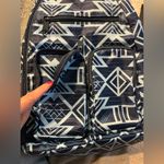 Geometric Design Sling Bag Photo 3