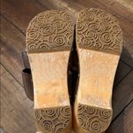 UGG  Australia Brown Leather Shearling Lined Clogs Mules Size 9 Photo 6