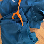 FIGS  Set Scrubs Photo 0