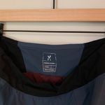 on cloud  Running Shorts Size Large Photo 3