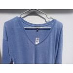 EXPRESS  Women's 3/4 Sleeve Oversized V Neck T Shirt Blue Size XS Photo 3