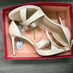 Kelly & Katie Nude Heels  Photo 2