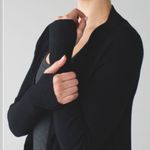 Lululemon Resolution Wrap Black 10/12 Cashmere EUC Photo 4