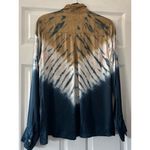 Young Fabulous and Broke Womens Susan Tie Dye Button Front Top Size M Blue Tan Photo 3