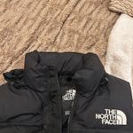 The North Face Puffer Vest  Women’s 700 Photo 4