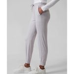 Athleta  Uptempo Fitted Jogger Pants Athletic Lightweight Gray XL Nwt Photo 1