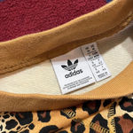 Adidas Leopard Luxe Trefoil Oversized Sweatshirt
 Originals Print
Women’s M Photo 3
