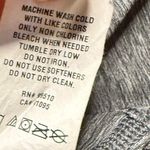 Under Armour  - Women’s Grey Fitted Short Sleeve Shirt - Size Medium Photo 7