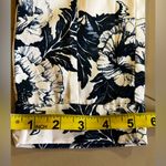 Love Encounter Los Ángeles floral tropical white/ blue pant with pockets size M Size M Photo 4