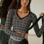 NWOT FREE PEOPLE Movement Mountain High Layer Top Photo 0