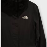 The North Face Women’s City Breeze Rain Parka II Size Medium Photo 9