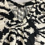 Rachel Zoe Black and White Patterned Women's Top Size 2X Photo 3