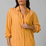 prAna  Women’s Fernie Cover-Up Button Down Shirt Top Longsleeve in Solstice S Photo 0