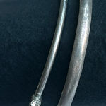 Women’s vintage‎ dainty set of 2 silver tone crystal bangle bracelets one size Photo 0