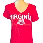 Old Navy  red cute vneck T-shirt! Photo 0