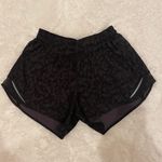 Lululemon Hotty Hot Shorts 4” Black Size 6 Photo 0