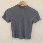 destined  Gray Mock Neck Crop Top Size Small Photo 0