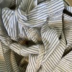 American Eagle Womens Shorts Size 12 Cream Blue Pinstripe Hi-Rise High Rise Belt Photo 5