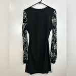 Anne Fontaine Black V Photo 6