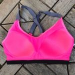 Victoria's Secret VSX Sports Bra Size 32D Photo 5