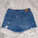 American Eagle Mom Short with embroidered little flowers Photo 4