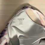 Old Navy  activewear top  Photo 1
