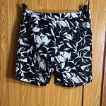 Mario Serrani  Monochrome Leaf Pattern Women Shorts Photo 1
